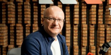 Prof. Marcin Pasiarski: za kilka tygodni pierwsi pacjenci skorzystają z nowoczesnej metody zwalczania nowotworów