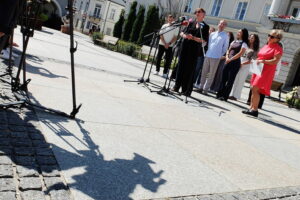Młodzi zapraszają do wspólnego świętowania na kieleckim Rynku - Radio Kielce