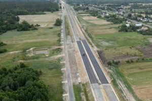 Droga krajowa nr 42. Budowa obwodnicy Wąchocka / źródło: dk42obwodnicawachocka.pl