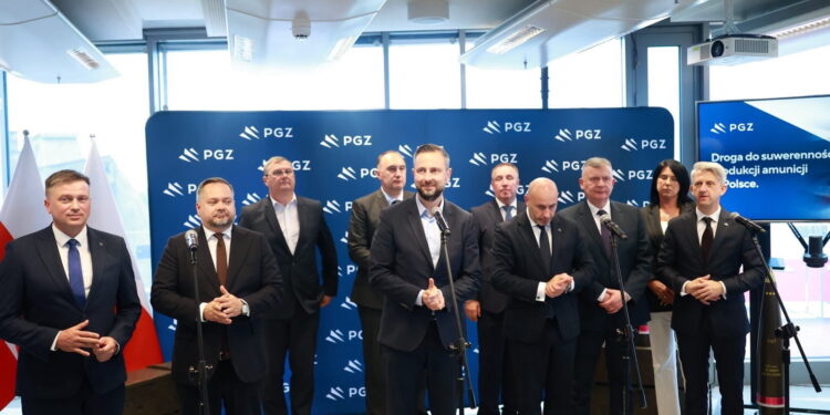 PGZ przedstawiła koncepcję budowy trzech fabryk amunicji
