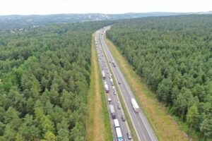 07.07.2025. Skarżysko–Kamienna. Baranowska Góra. Trasa S7. Wypadek, korki / Fot. Jarosław Kubalski - Radio Kielce