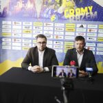 14.07.2025. Kielce. Konferencja prasowa w Hali Legionów. Paweł Papaj został pełniącym obowiązki prezesa KS Iskra Kielce / Fot. Jarosław Kubalski - Radio Kielce