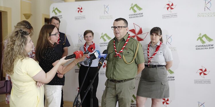 02.07.2025. Kielce. Konferencja na temat 52. Międzynarodowego Harcerskiego Festiwalu Kultury Młodzieży Szkolnej / Fot. Jarosław Kubalski - Radio Kielce