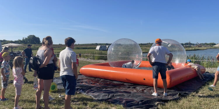 Piknik nad Skotnickim Jeziorem Marzeń