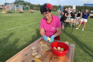 Festiwal Kół Gospodyń Wiejskich w Samborcu - Radio Kielce