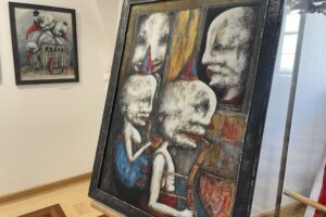 26.07.2025. Sandomierz. Wystawa malarstwa Piotra Kamieniarza / Fot. Grażyna Szlęzak-Wójcik - Radio Kielce