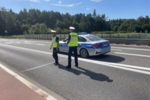23.07.2025. Suchedniów. Policyjna akcja w zakresie bezpieczeństwa na drodze ekspresowej S7 / Fot. Anna Głąb - Radio Kielce