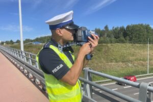 Policja prowadzi akcję z zakresu bezpieczeństwa. Kontrole na S7