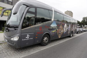 04.07.2025. Kielce. Autobus na Święty Krzyż / Fot. Jarosław Kubalski - Radio Kielce