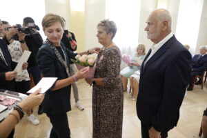Jak przeżyć 50 lat w małżeństwie? Oni znają ten sekret - Radio Kielce