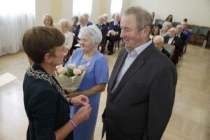 Jak przeżyć 50 lat w małżeństwie? Oni znają ten sekret - Radio Kielce