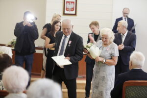 Jak przeżyć 50 lat w małżeństwie? Oni znają ten sekret - Radio Kielce