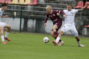 Remis Korony w sparingu ze Stalą Rzeszów - Radio Kielce
