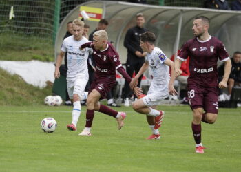 09.07.2025 Kielce. Sparing Korona Kielce - Stal Rzeszów / Fot. Jarosław Kubalski - Radio Kielce