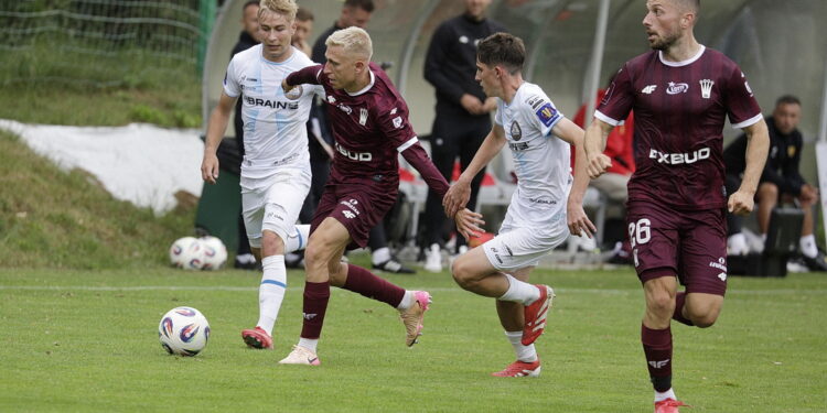 09.07.2025 Kielce. Sparing Korona Kielce - Stal Rzeszów / Fot. Jarosław Kubalski - Radio Kielce