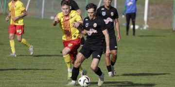 Trzecioligowe derby w Kielcach. Trudno wskazać faworyta