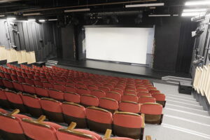 Nowe miejsce do prezentacji filmów w Wojewódzkim Domu Kultury w Kielcach / Fot. Jarosław Kubalski - Radio Kielce