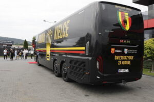 Nowy autokar dla klubu Korona Kielce - Radio Kielce