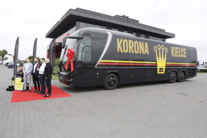 Nowy autokar dla klubu Korona Kielce - Radio Kielce