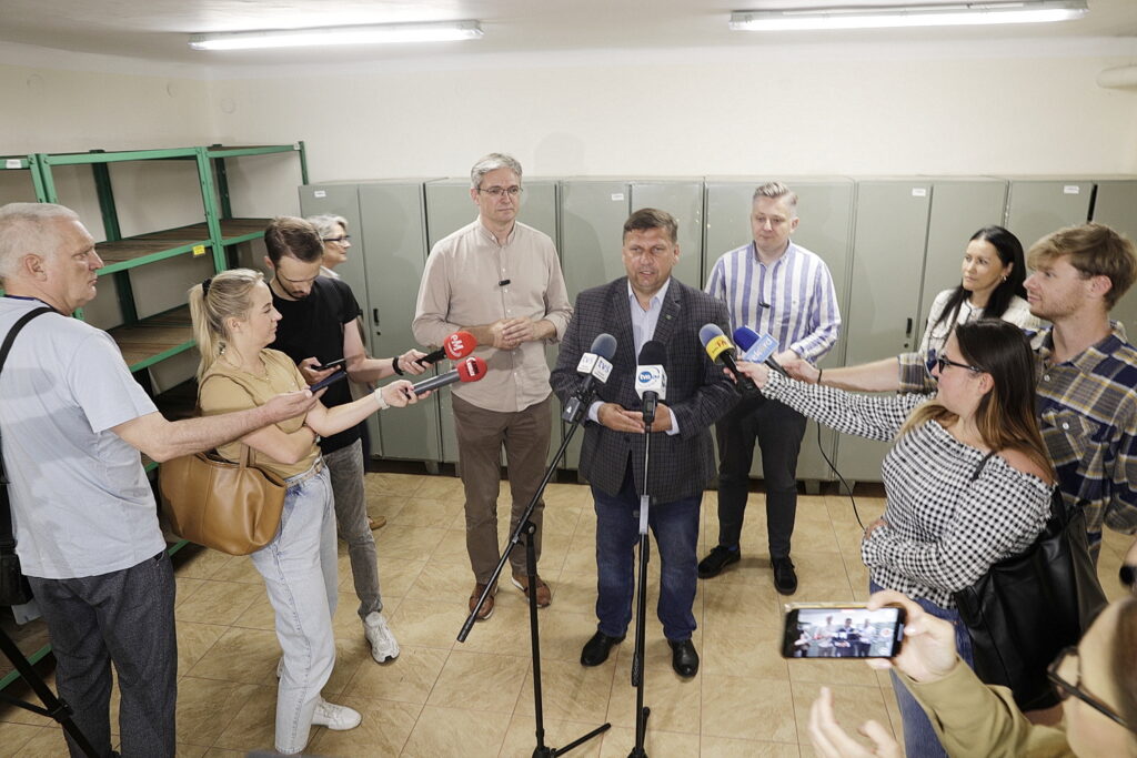 By było bezpieczniej. Granice pod kontrolą, schrony do modernizacji - Radio Kielce