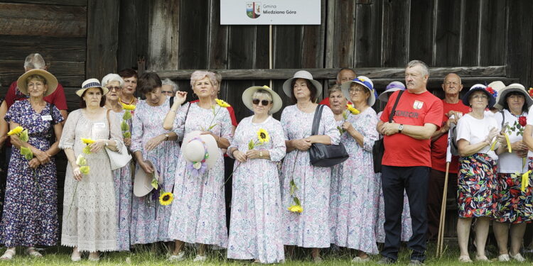 Seniorzy dają przykład, jak cieszyć się życiem