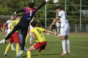Rezerwy Korony lepsze od beniaminka z Jędrzejowa - Radio Kielce Rezerwy Korony lepsze od beniaminka z Jędrzejowa - Radio Kielce