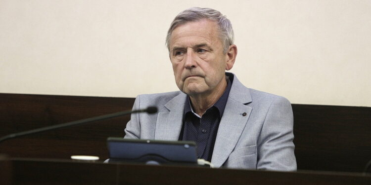 24.07.2025 Kielce. Sesja rady miasta. Wiceprzewodniczący Rady Miasta Kielce Jarosław Machnicki / Fot. Jarosław Kubalski - Radio Kielce