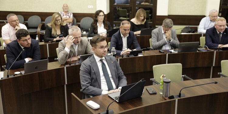 24.07.2025 Kielce. Sesja rady miasta / Fot. Jarosław Kubalski - Radio Kielce