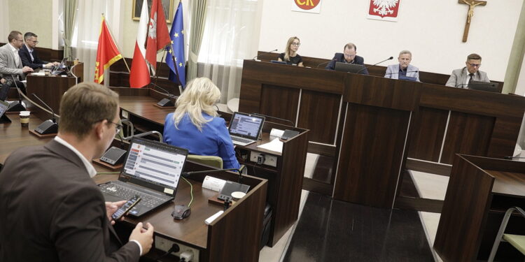 24.07.2025 Kielce. Sesja rady miasta / Fot. Jarosław Kubalski - Radio Kielce