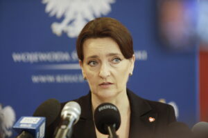 29.07.2025. Kielce. Konferencja prasowa. Na zdjęciu: Marzena Okła-Drewnowicz - sekretarz stanu w Kancelarii Prezesa Rady Ministrów/ Fot. Jarosław Kubalski - Radio Kielce