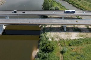 Sandomierz. Droga krajowa nr 77. Most przez rzekę Wisłę / źródło: dk77mostsandomierz.pl