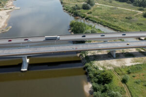 Sandomierz. Droga krajowa nr 77. Most przez rzekę Wisłę / źródło: dk77mostsandomierz.pl