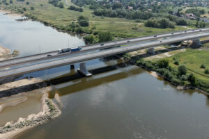 Sandomierz. Droga krajowa nr 77. Most przez rzekę Wisłę / źródło: dk77mostsandomierz.pl