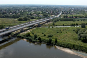 Sandomierz. Droga krajowa nr 77. Most przez rzekę Wisłę / źródło: dk77mostsandomierz.pl