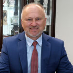 Szymon Orzechowski - nowy dyrektor Muzeum Starożytnego Hutnictwa Świętokrzyskiego im. Mieczysława Radwana w Nowej Słupi / Fot. Urząd Marszałkowski Województwa Świętokrzyskiego
