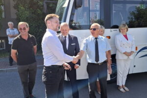 Nowoczesny autobus dla dzieci - Radio Kielce