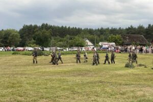 27.07.2025. Białe Ługi. Upamiętnienie rocznicy walk do jakiego doszło w październiku 1944 roku / Fot. Marta Bożęcka