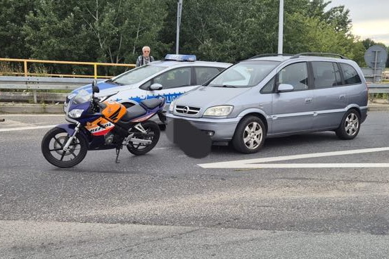 Motorowerzysta ranny w wypadku - Radio Kielce Motorowerzysta ranny w wypadku - Radio Kielce