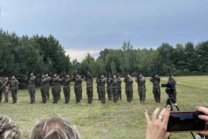 27.07.2025. Białe Ługi. Upamiętnienie rocznicy walk do jakiego doszło w październiku 1944 roku / Fot. Marta Bożęcka