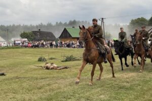 27.07.2025. Białe Ługi. Upamiętnienie rocznicy walk do jakiego doszło w październiku 1944 roku / Fot. Marta Bożęcka