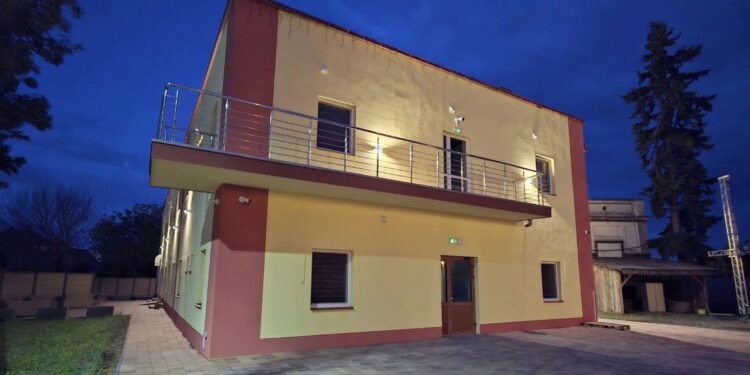 Ośrodek Rehabilitacyjno-Szkoleniowy im. Rodziny Ulmów powstaje w Ostrowcu