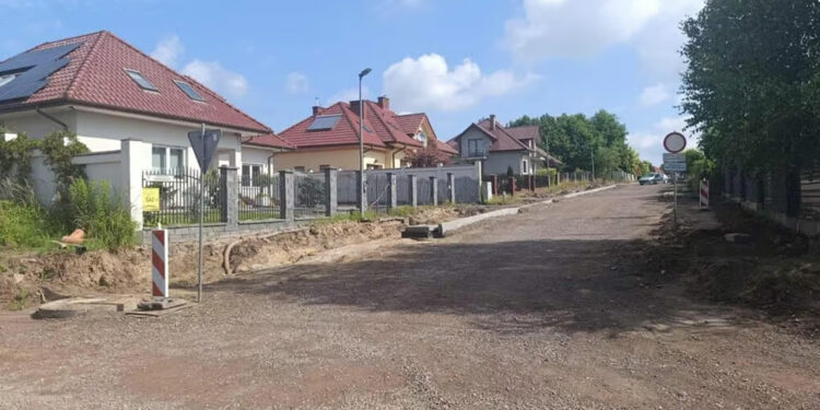 Trwa przebudowa ulicy Henryka Wieniawskiego w Starachowicach