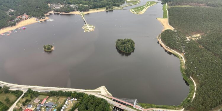 27.07.2025. Sielpia. Loty widokowe śmigłowcem / Fot. Magdalena Galas-Klusek - Radio Kielce