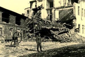 Kielce. Ulica 1 Maja. Wrzesień 1939 r. / źródło: fotopolska.eu