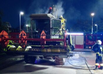 12.08.2025. Śladków Mały. Pożar kombajnu / Fot. Straż Pożarna