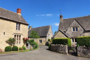Muzyczne podróże przez świat. Anglia. Wieś w Cotswolds / Fot. Danuta Rasała