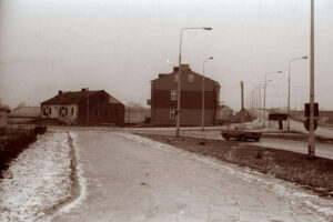 Kielce. Ulica Krakowska. Lata 1980 r. Budynki przy ul. Krakowskiej nr 25 / źródło: http://facebook.com/kieleckieinwestycje