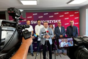 20.08.2025. Kielce. Konferencja Nowej Lewicy / Fot. Daniel Czwartosz - Radio Kielce