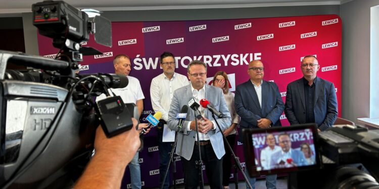 20.08.2025. Kielce. Konferencja Nowej Lewicy / Fot. Daniel Czwartosz - Radio Kielce