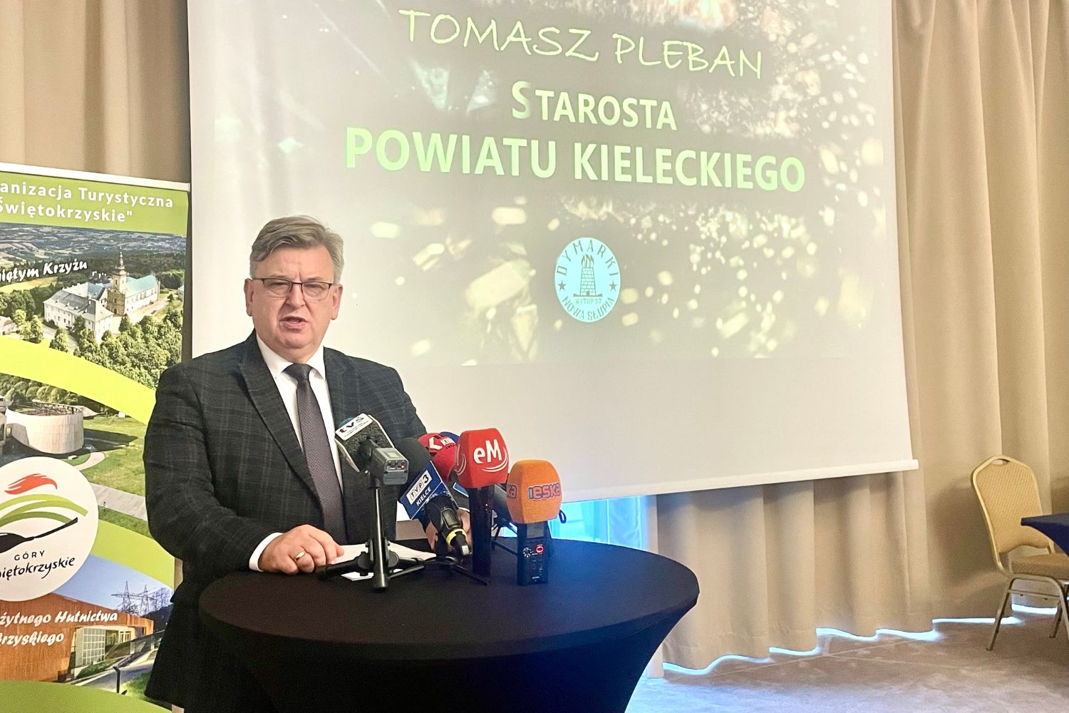 Rzymianie i Barbarzyńcy ściągają do Nowej Słupi. Od czwartku dymarki - Radio Kielce 11.08.2025. Kielce. Hotel Binkowski. Konferencja prasowa zapowiadająca 57. Dymarki Świętokrzyskie w Nowej Słupi / Fot. Dorota Klusek - Radio Kielce